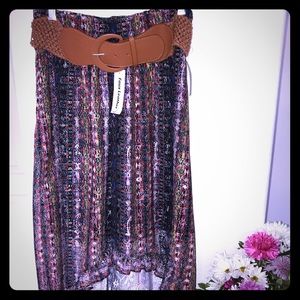 Multi colored women’s skirt with belt